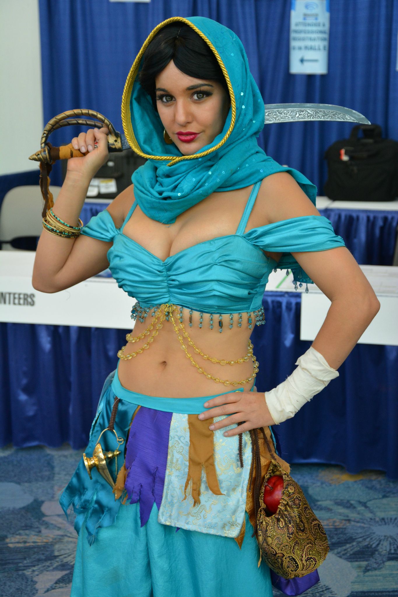 Jasmine Cosplay