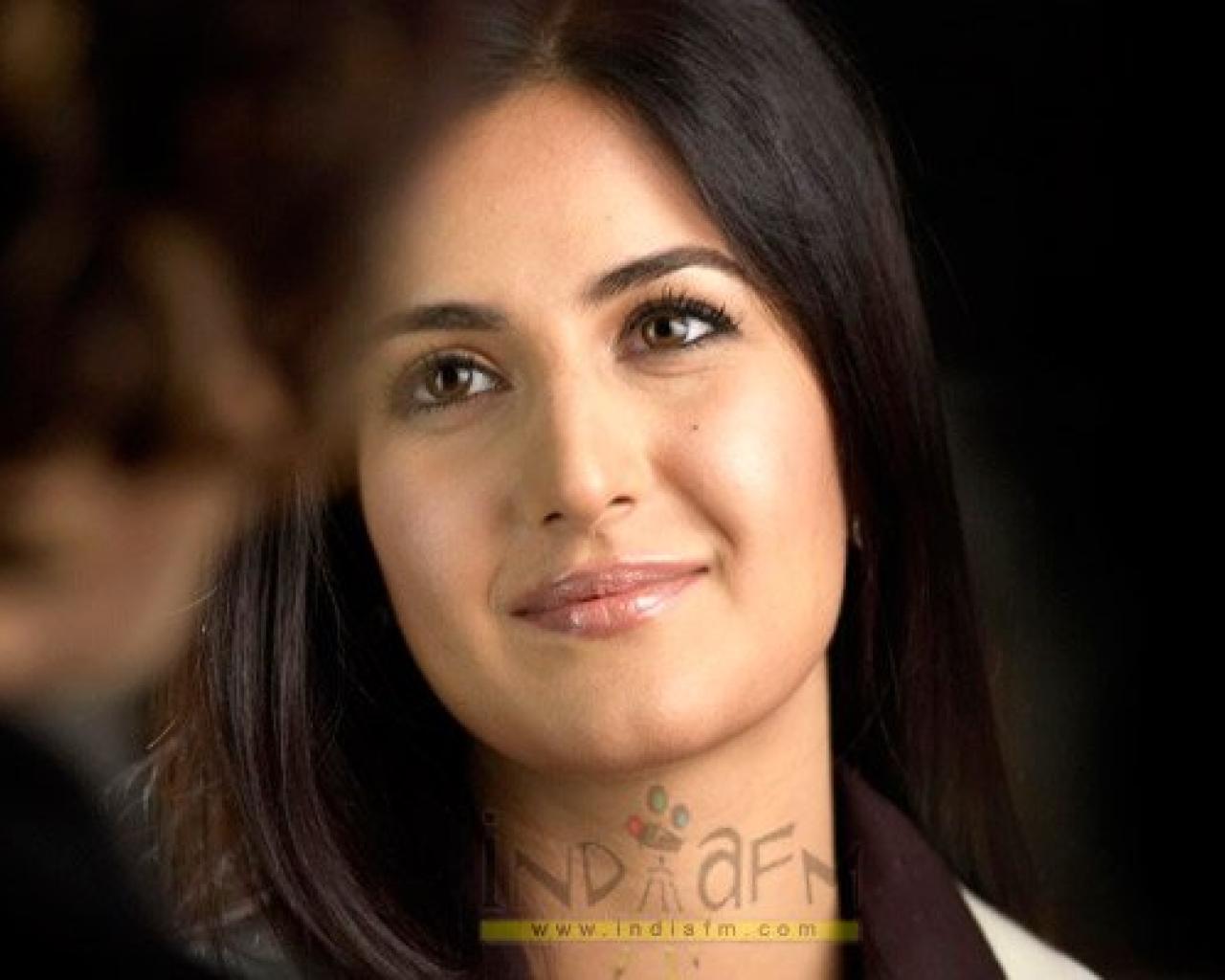Katrina Kaif Wallpapers Hot