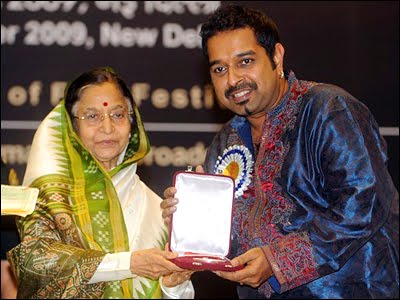 Shankar Mahadevan Breathless Lyrics Youtube