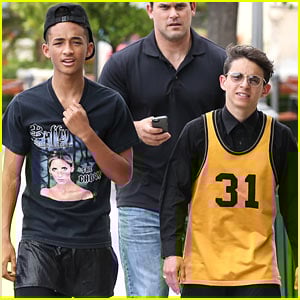 Stella Hudgens And Jaden Smith Kissing