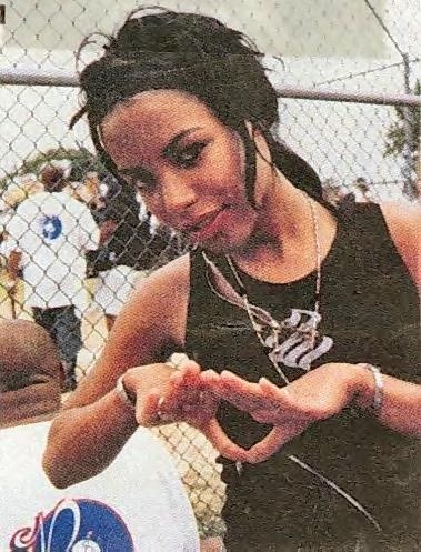 Aaliyah Pictures Of Her Dead Body