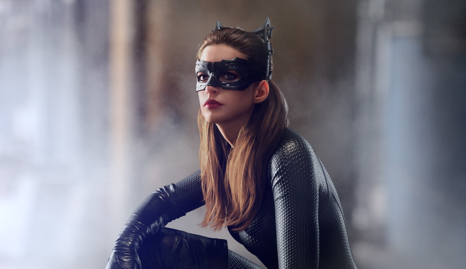 Catwoman Anne Hathaway Photos