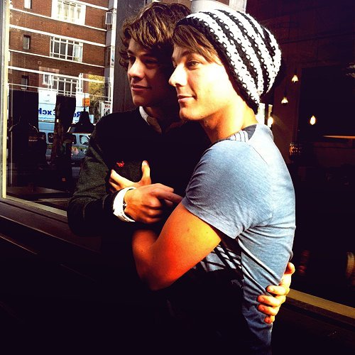 Louis Tomlinson And Harry Styles Tumblr
