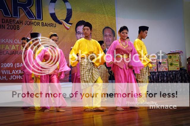 Pakaian Tarian Joget