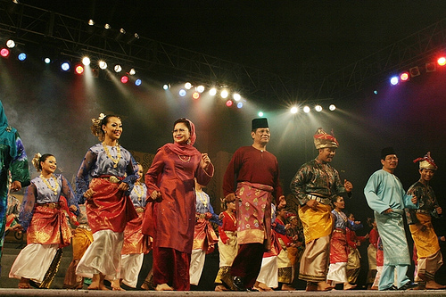 Pakaian Tarian Joget