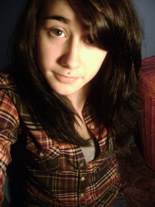 Philtrum Pierced