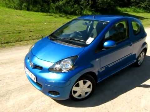 Toyota Aygo Blue Bluetooth